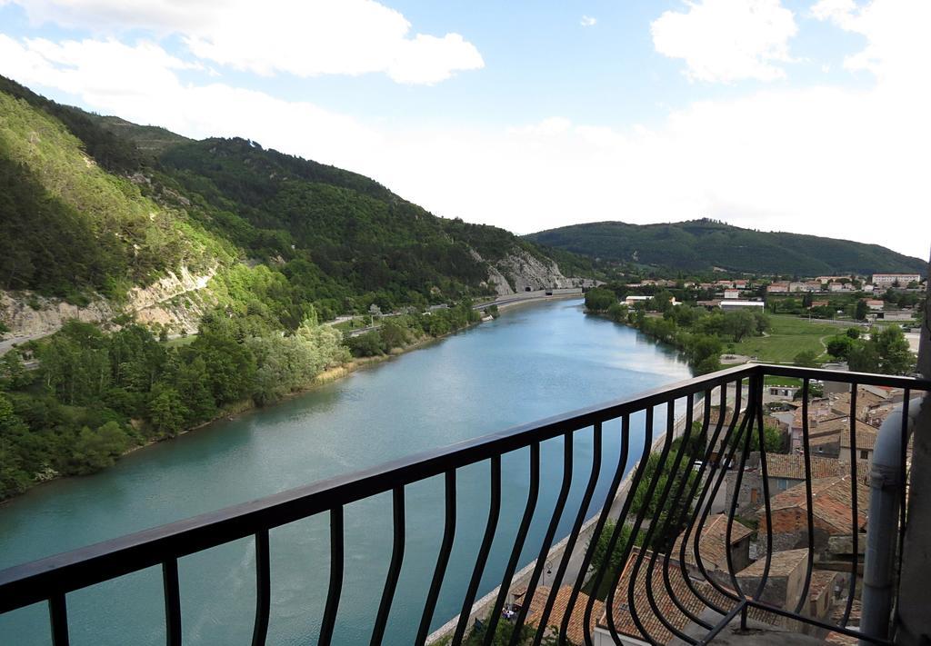 Hotel De La Citadelle Sisteron Szoba fotó