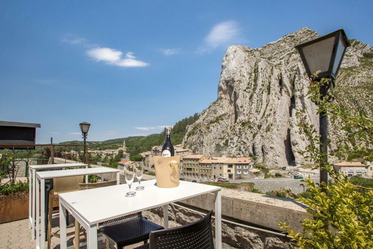 Hotel De La Citadelle Sisteron Kültér fotó